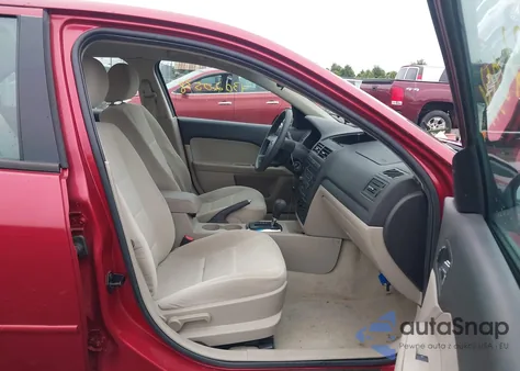 2007 Ford Fusion Se z USA, uszkodzony, nr VIN 3FAHP01187R155160